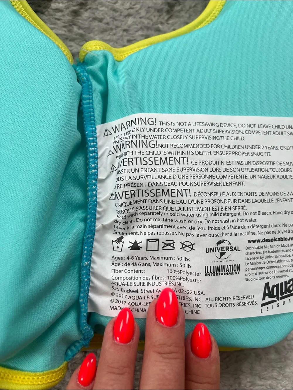 Universal Kids' Blue & Yellow Minions Swim Vest ages 4-6 max 50lb